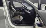 ⁦BMW 5-Series 520i 2024⁩ - الصورة ⁦7⁩